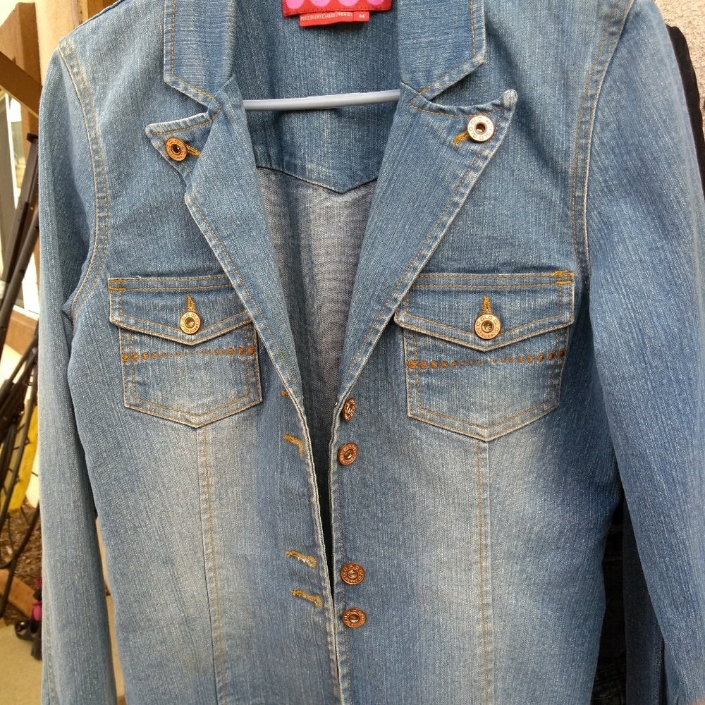 GLO DENIM JACKET